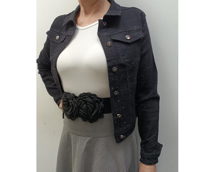 ČRNA JEANS JAKNA Z BLEŠČICAMI